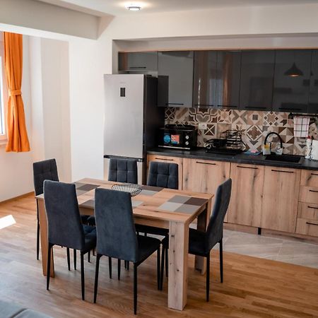 Darki Apartments 4 - Very Central 100 Square Meters,Two Bedrooms,Free Parking Ohrid Esterno foto