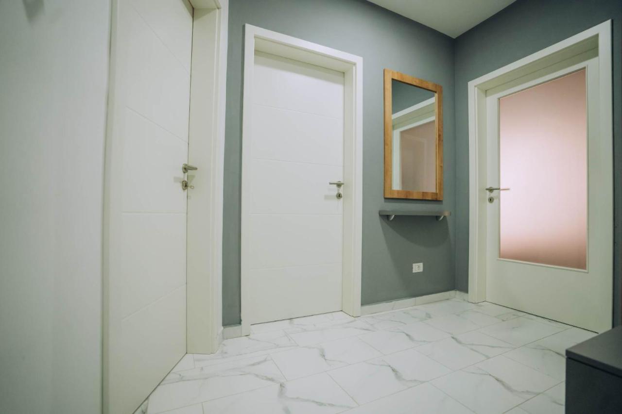 Darki Apartments 4 - Very Central 100 Square Meters,Two Bedrooms,Free Parking Ohrid Esterno foto