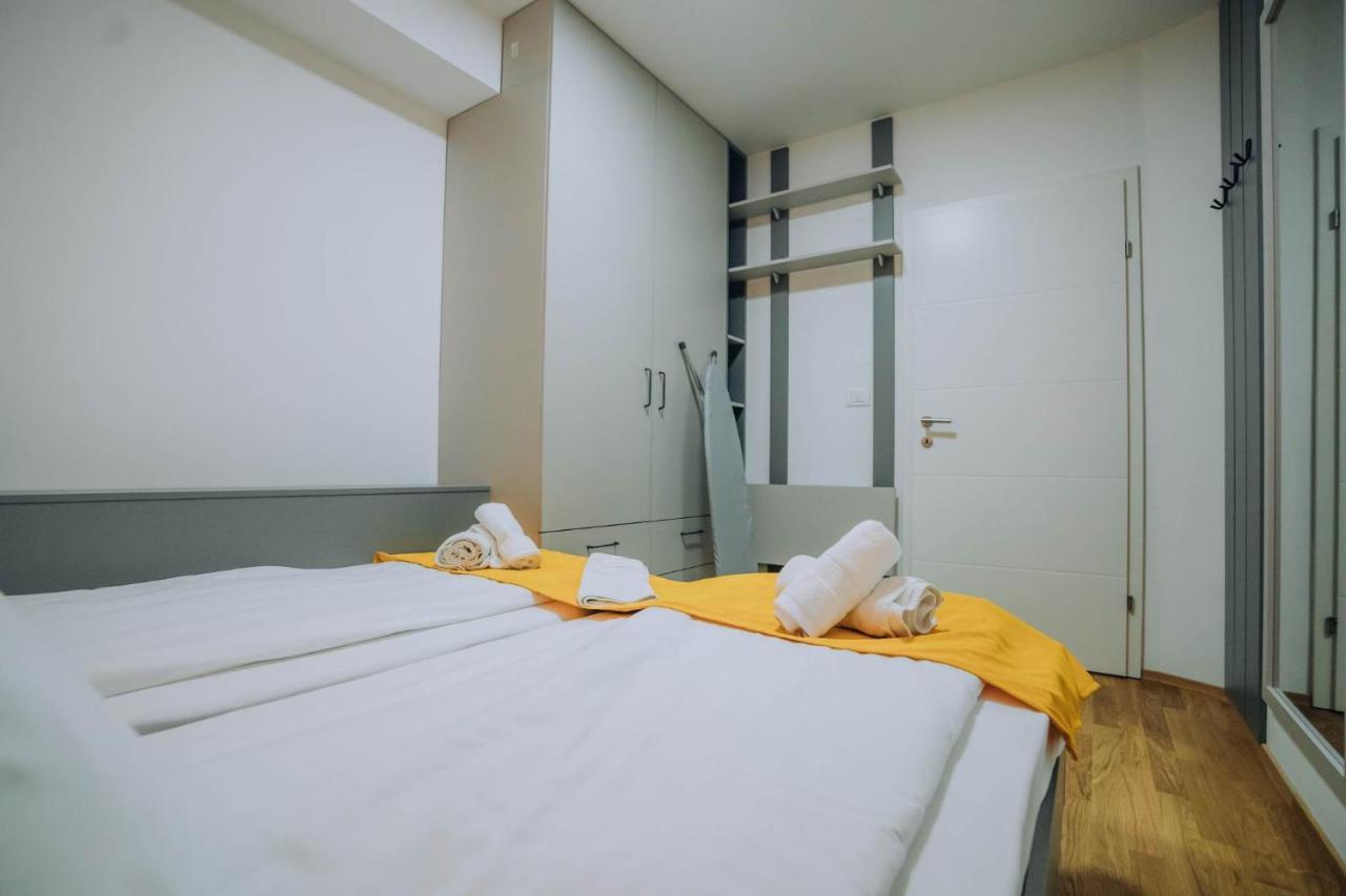 Darki Apartments 4 - Very Central 100 Square Meters,Two Bedrooms,Free Parking Ohrid Esterno foto